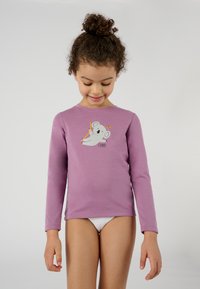 Maglietta a maniche lunghe viola realizzata in tessuto morbido, con un design stampato di un koala e la parola "DIVERTENTE". Collo rotondo semplice e stile aderente.