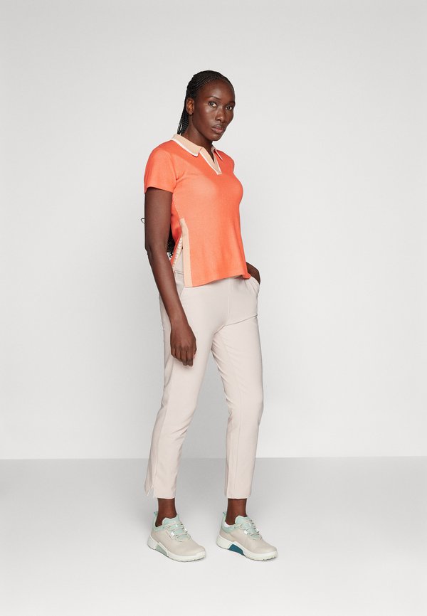 ULTIMATE365 ANKLE PANT - Trousers - taupe2