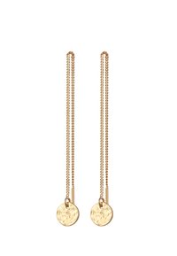 Guldtonede øreringe med teksturerede cirkulære pendanter, der har slanke kæder og cylindrisk pynt. Elegante, minimalistiske designs.