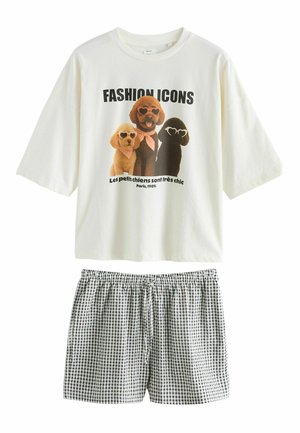 Weißes übergroßes T-Shirt mit Grafik von drei Hunden, die herzförmige Sonnenbrillen und karierte Shorts mit Kordelzugbund tragen.