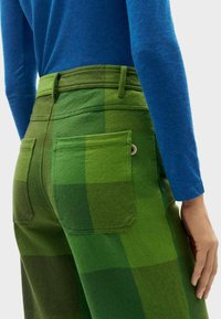 Thinking Mu CORAL - Kalhoty - green