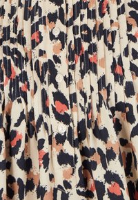 Damart Tuniek - beige animalier