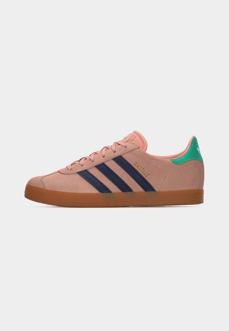 adidas gazelle silver green womens adidas Originals Gazelle Vapour Pink F16/White/Gold Met – Heppo.com main image 0