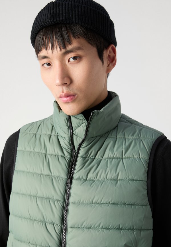 BRENTINO - Waistcoat2