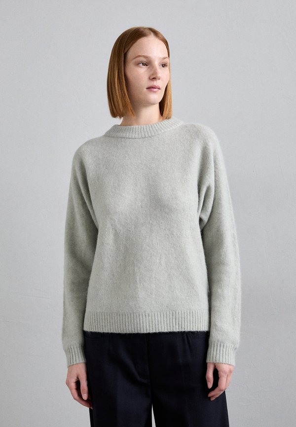 GWYNN - Jumper - Main Image