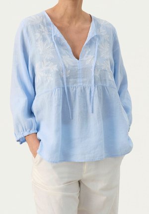 Blouse - light blue