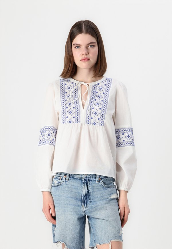 JDYLULU - Blouse - cloud dancer