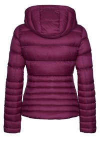 Padded jacket in deep purple, featuring a hood, quilted design with horizontal stripes, and a fitted silhouette. Smooth texture.