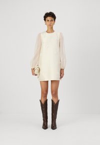 Sister Jane WHISPER MINI DRESS - Koktélruha / Partiruha - ivory
