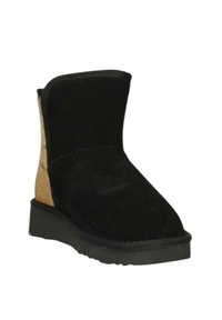 Stivaletto in suede nero con retro a motivo tan testurizzato, suola in gomma piatta e semplice cucitura lungo il bordo.