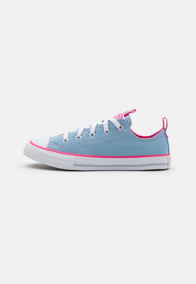 CHUCK TAYLOR ALL STAR COLOR POPPED - Sneaker low - sea salt blue/bold pink/white