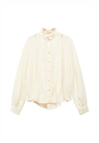 Krémová hedvábná blůza s vysokým volánovým límcem, zapínáním na knoflíky v přední části a vertikálními sklady. Dlouhé rukávy s úzkými manžetami, hladká textura.
