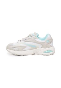 Sneaker mit einem leichten Design, ausgestattet mit einem beigen Obermaterial, weißen Mesh-Einsätzen und aquafarbenen Akzenten an der Zunge und Ferse. Gummisohle.