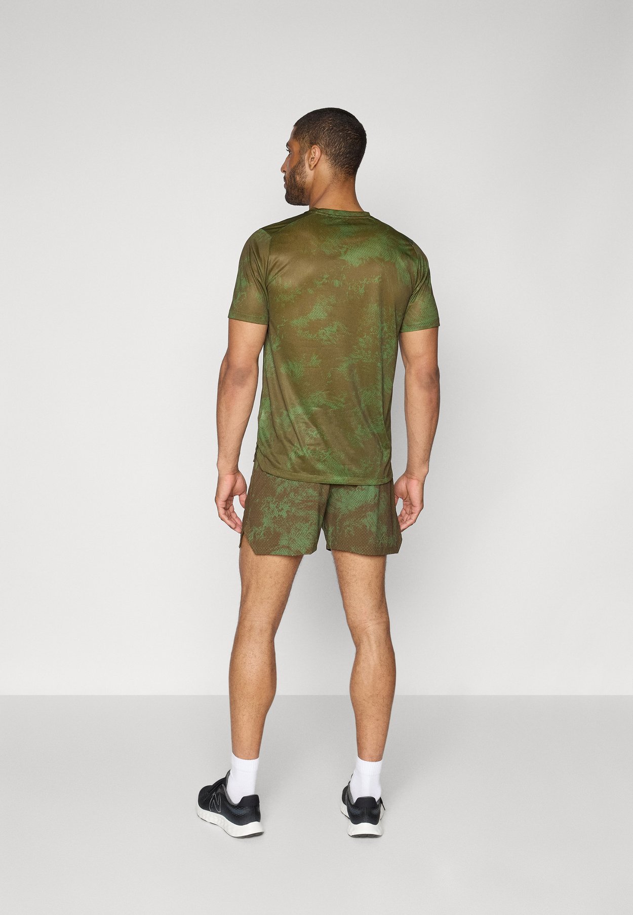 RC PRINTED SHORT