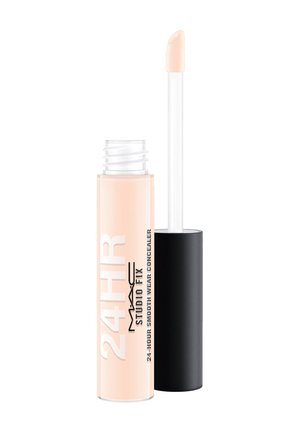 MAC STUDIO FIX 24HOUR SMOOTH WEAR CONCEALER - Concealer - nw 15