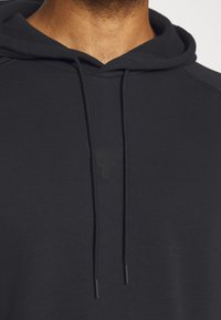 Under Armour Felpa con cappuccio - black