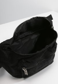 camel active JOURNEY - Bum bag - schwarz