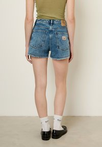 American Vintage JOYBIRD - Džinsa auduma šorti - denim bleu