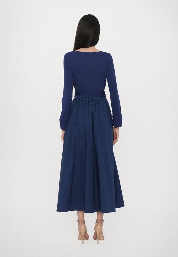 BALLERINA WRAP DRESS - Day dress2