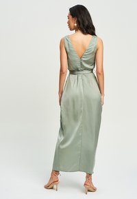 CHANCERY ASHTEN - Maxikleid - sage green