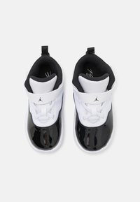 Jordan STAY LOYAL 3  - Scarpe primi passi - white/black