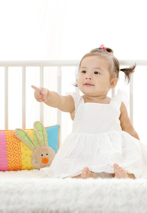 sigikid, SIGIKID KUSCHELKISSEN RAINBOW RABBIT UNISEX - Other accessories - mehrfarbig