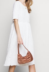 Glamorous Vestido informal - white