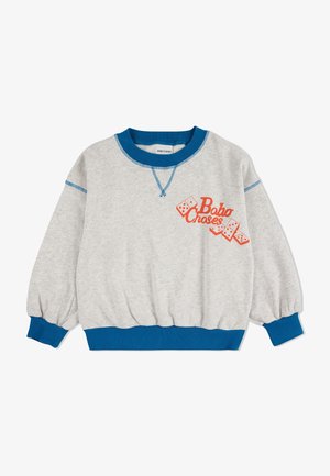 Grå sweatshirt med blå manchetter og rund hals, med elastisk kant og teksten "Bobo Choses" i orange sammen med et domino grafik.
