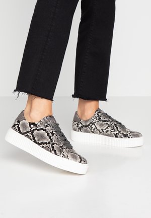 Baskets basses - light grey