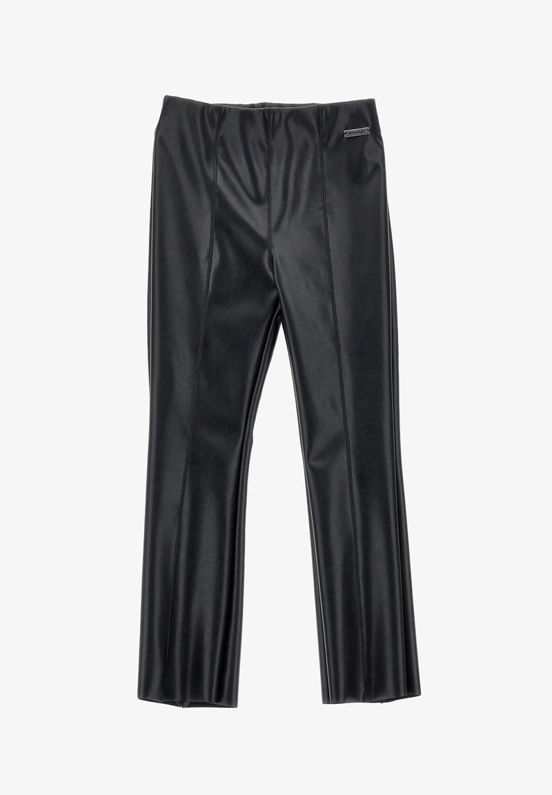 Pantaloni neri in ecopelle con una texture liscia, caratterizzati da un design aderente, gambe dritte e dettagli di cucitura discreti.