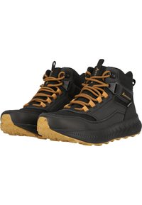 Scarpe da trekking nere con tomaia testurizzata, lacci giallo-arancio, design mid-top e suola in gomma resistente per trazione.