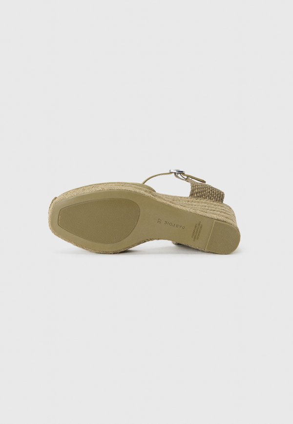 Wedge sandals - khaki2