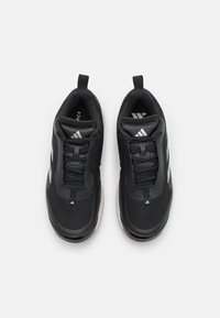 adidas Performance AVACOURT - Chaussures de tennis toutes surfaces - core black/silver metalic/grey two