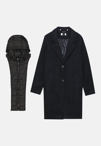 Pier One Klassikaline mantel - black