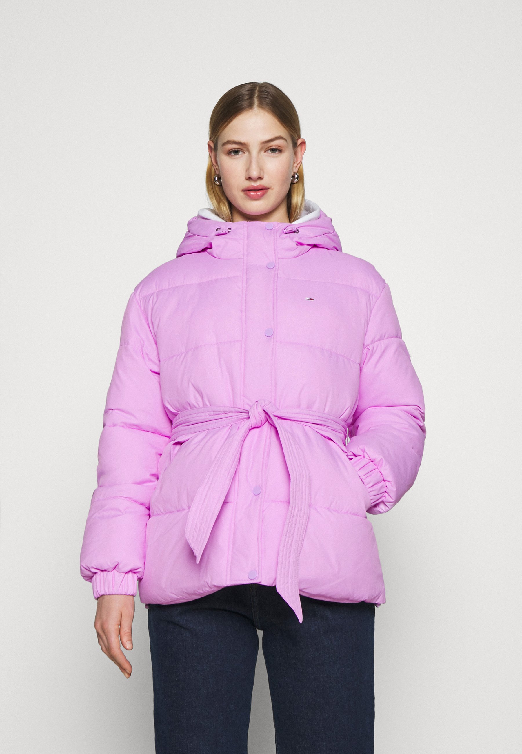 tommy jeans belted puffer jacket