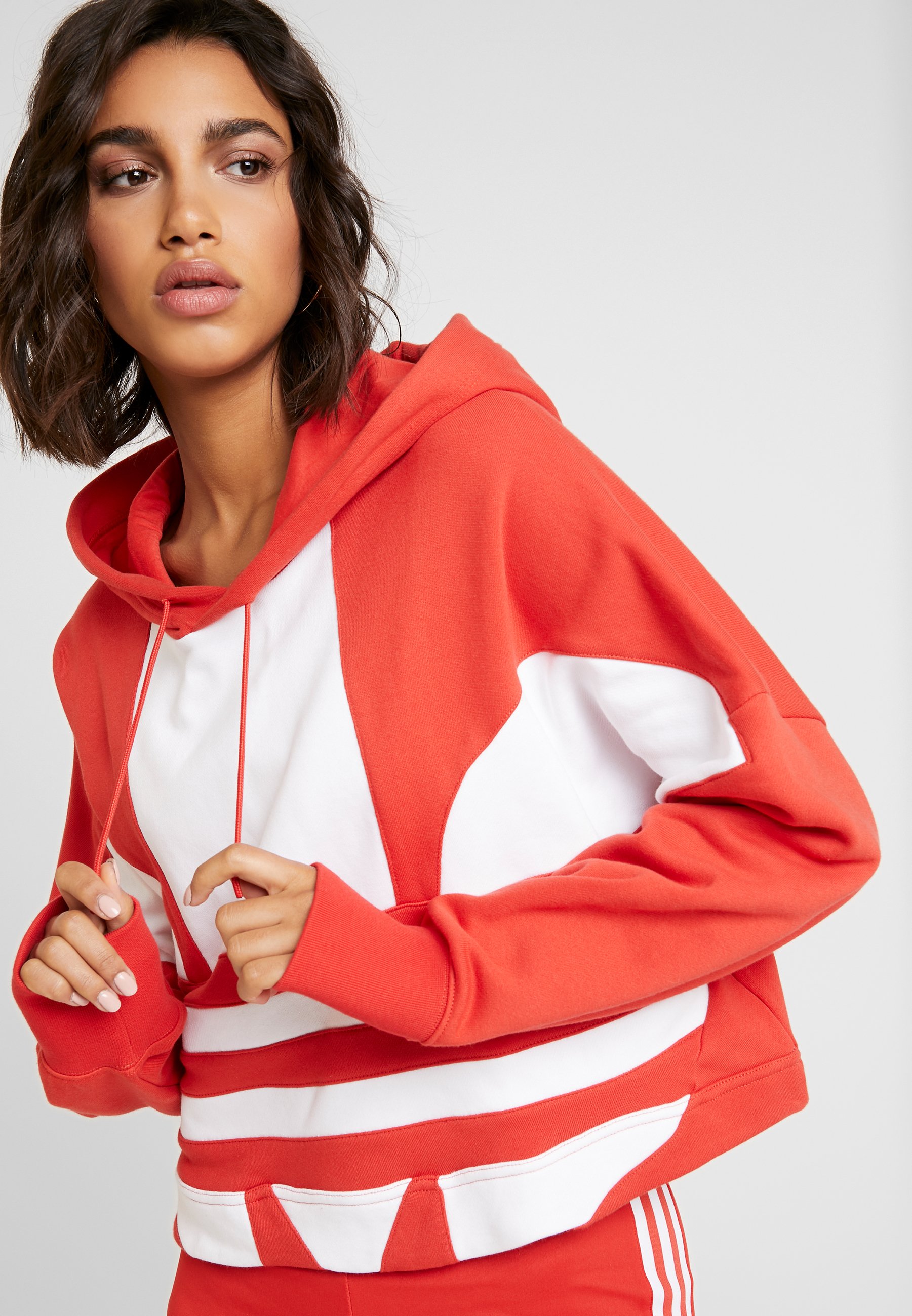 adidas Originals ADICOLOR LARGE LOGO CROPPED HODDIE SWEAT adidas Originals CROPPED LARGE LOGO HOODIE - Hoodie - orange