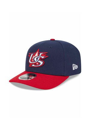 Marineblaue und rote Baseballkappe mit "US"-Logo in Weiß und Rot auf der Vorderseite und einem New Era-Logo an der Seite.