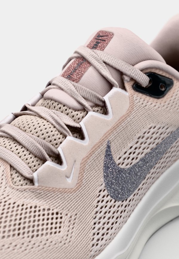 AIR ZOOM PEGASUS 41  - Road running shoes3