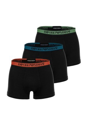 Trois boxers noirs pour hommes avec des ceintures colorées en orange, bleu et vert, chacun arborant le logo Emporio Armani.