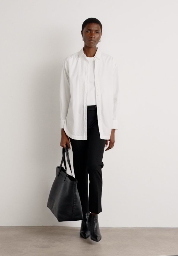 TAPRIA CROP - Trousers4