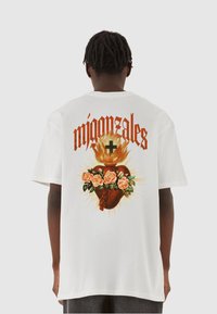 MJ Gonzales - HEART HEAVY OVERSIZED - Apdrukāts T-krekls - ready for dye Miniatūras attēls 1