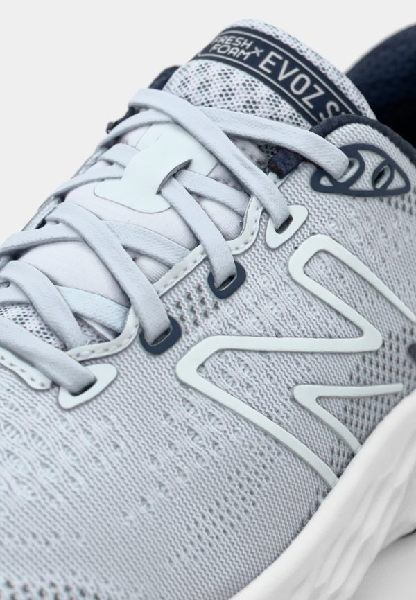 FRESH FOAM X EVOZ ST - Road running shoes2