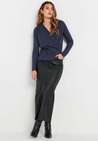Long Tall Sally SOFT TOUCH - Stickad tröja - navy