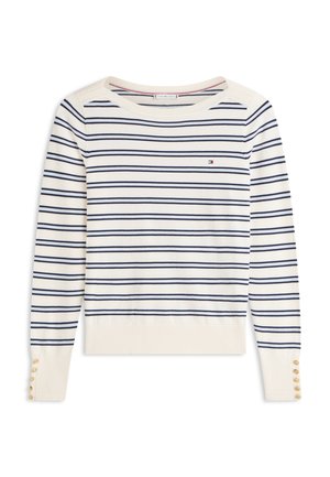 Suéter blanco de manga larga con rayas horizontales azul marino, cuello redondo, pequeño logo en el pecho y botones dorados en los puños.