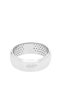 Pulsera de metal plateado con una superficie exterior lisa, banda interior perforada y grabado de la marca "JOOP!". Forma redonda y textura pulida.