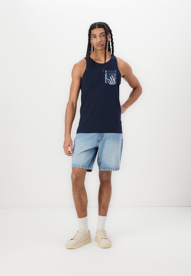 Jack & Jones - JJHAWAII POCKET TANK 2 PACK - Top - white/sky captain, Enlarge