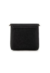 Schwarze Kunstleder-Crossbody-Tasche mit flacher rechteckiger Form, umklappbarem Deckel und goldfarbenen Hardware-Akzenten an der Seite.