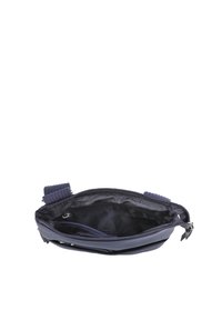 Borsa con zip di colore blu navy, dotata di manici testurizzati e un'esterno liscio. L'interno è foderato con un tessuto nero e presenta una tasca piccola.