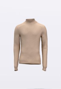 Beige rullekrave-trøje med ribstrikket tekstur, lange ærmer og tætsiddende pasform. Materialet virker blødt og let elastisk.