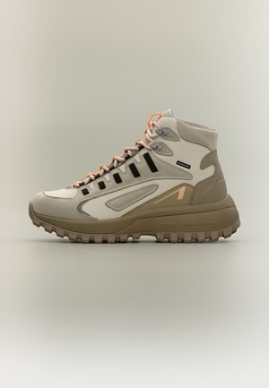 ARKK Copenhagen, APAZE UNISEX - Ψηλά αθλητικά παπούτσια - fossil